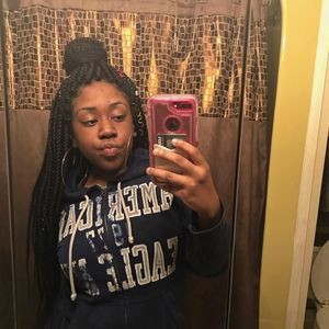 Meet your Posher, Rodasia